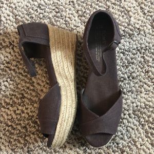 TOMS Wedges